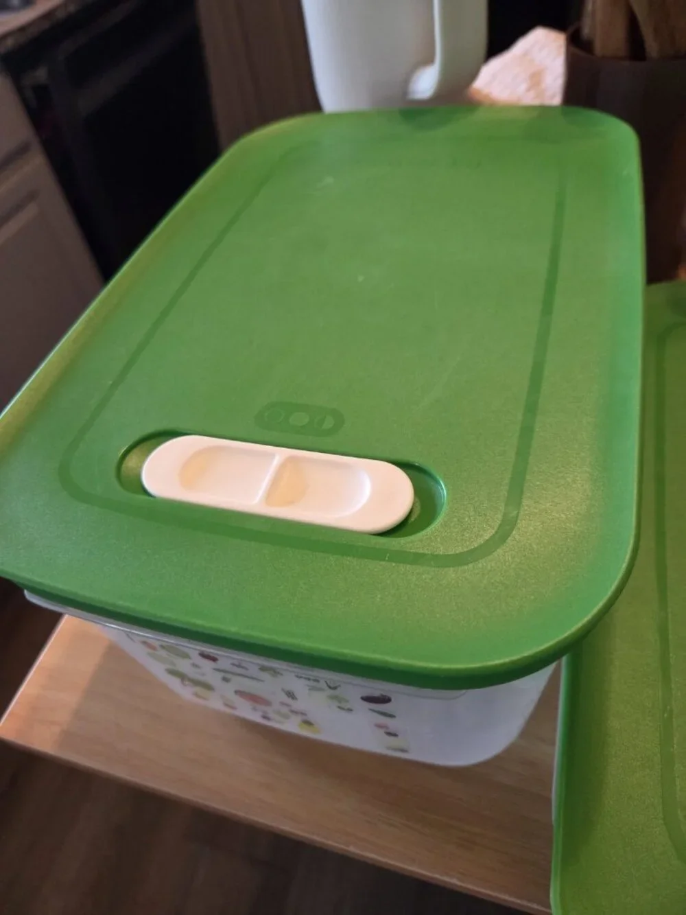 Tupperware Fridge Smart 4pc Set Veggies Fruits Stay FRESH 7288 7291 7286 x2 EUC